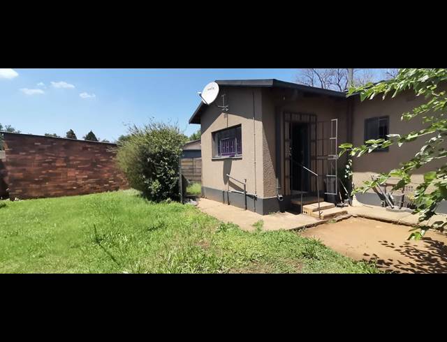 4 BEDROOM HOUSE FOR SALE IN VANDERBIJLPARK CW 3